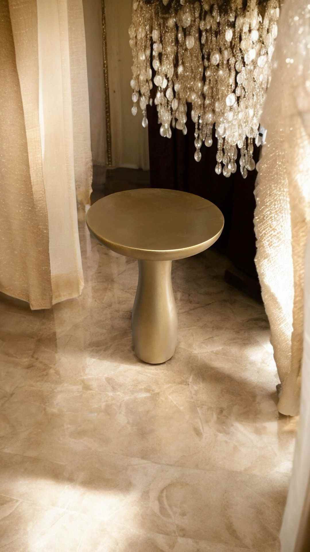 Modern mantar desenli ahşap sehpa seti